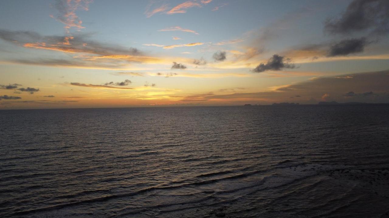 Lanta A&J Klong Khong Beach Ko Lanta Kültér fotó