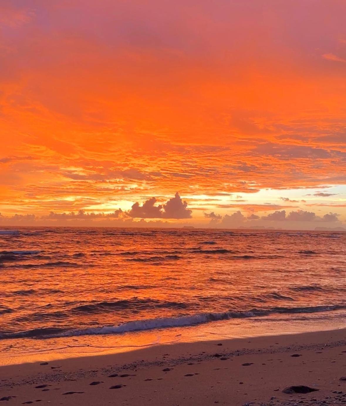 Lanta A&J Klong Khong Beach Ko Lanta Kültér fotó