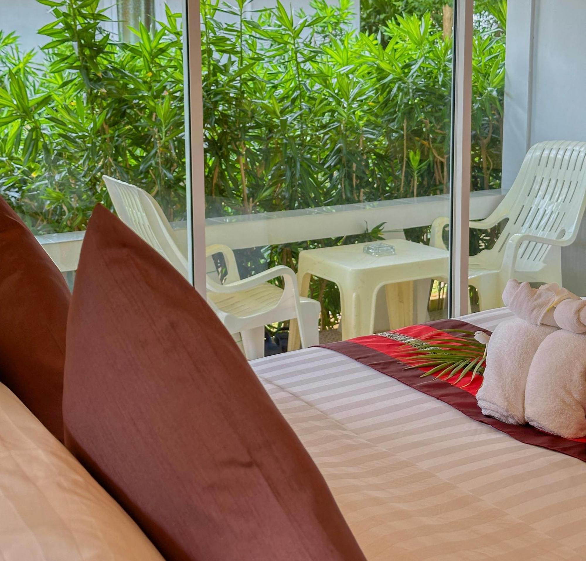 Lanta A&J Klong Khong Beach Ko Lanta Kültér fotó