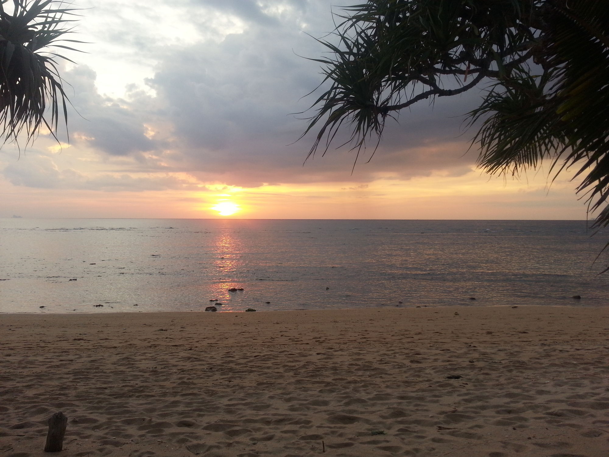 Lanta A&J Klong Khong Beach Ko Lanta Kültér fotó