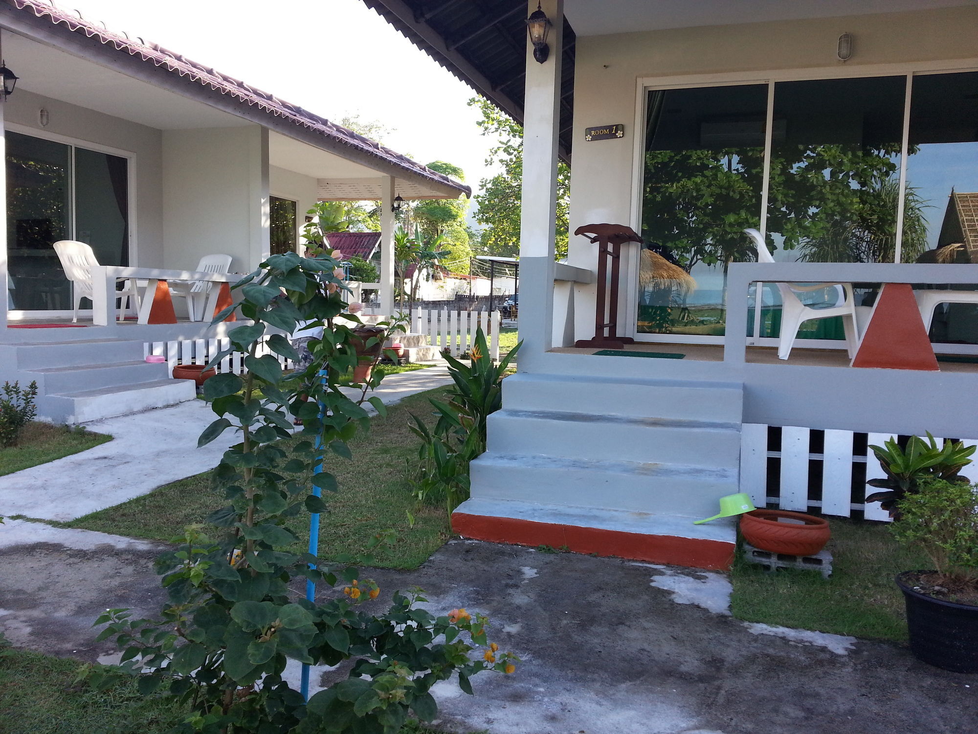 Lanta A&J Klong Khong Beach Ko Lanta Kültér fotó